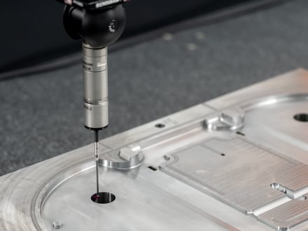 AMP selects the appropriate measurement probe based on the dimensional characteristics being checked, improving the accuracy of every measurement